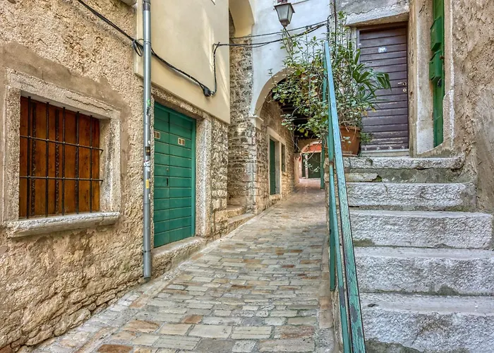 Stella Sea View Apartament *